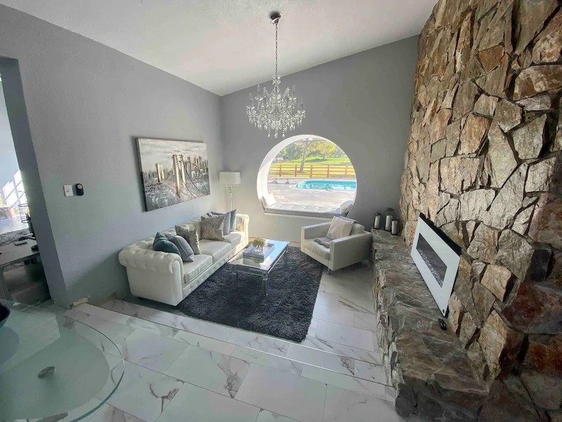 “Lefty’s House” from Casino $$