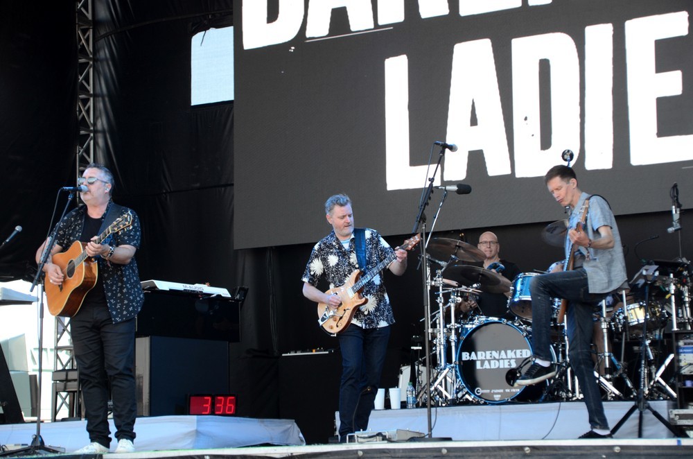 Watch the Barenaked Ladies for free