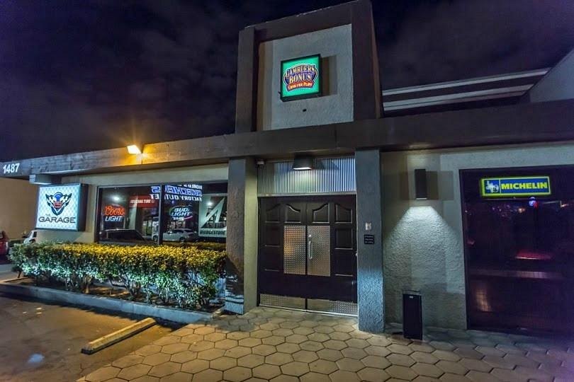 Best Neighborhood Bar - THE GARAGE