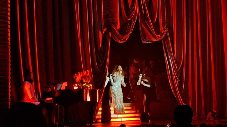 'LEONA LEWIS - A Starry Night' at VOLTAIRE