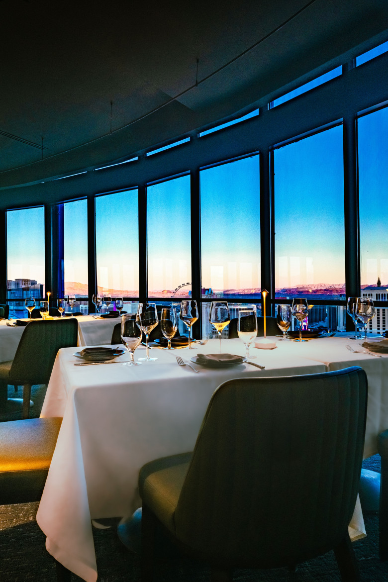 High Steaks Atop the Rio Hotel Announces New Hours and Pre-Theater Menu Launch