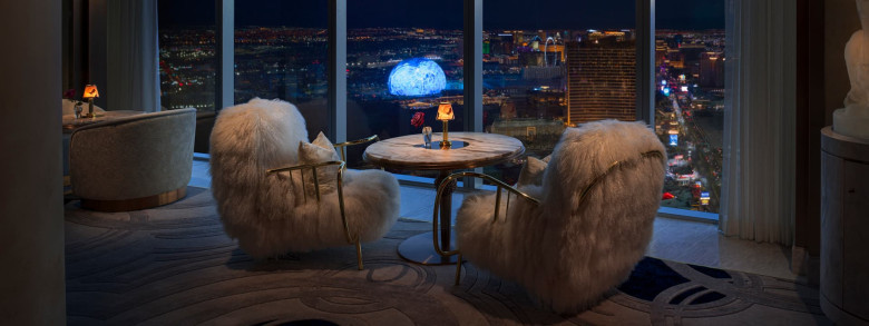 Poodle Room Social Club Review: Fontainebleau's Upscale Vegas Nightlife