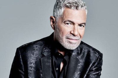 Listen to Holiday Tunes at Myron’s Cabaret Jazz