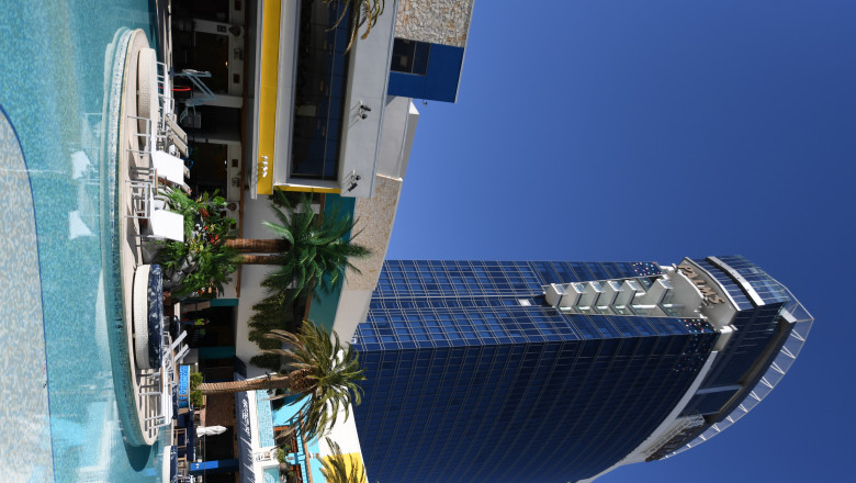 Las Vegas Mixtape #17: Sammy Hagar’s Poolside Paradise, Balla’s Elegant Italian Soul, and More