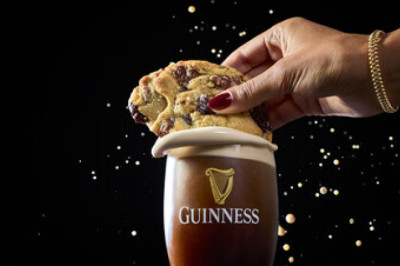Guinness and Last Crumb Drop a Holiday Cookie Collab — Plus a Snowy Pop-Up Hits Las Vegas