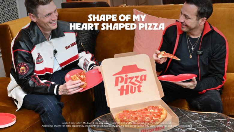Backstreet Boys Stars Team Up for Pizza Hut Heart-Shaped Pizza