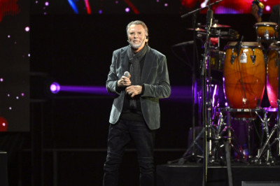 MGM Grand Garden Arena Hosts 30th Power of Love Gala for Kenny Loggins