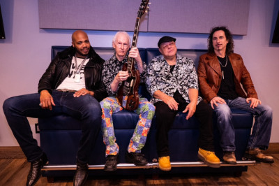 Robby Krieger &amp; The Soul Savages